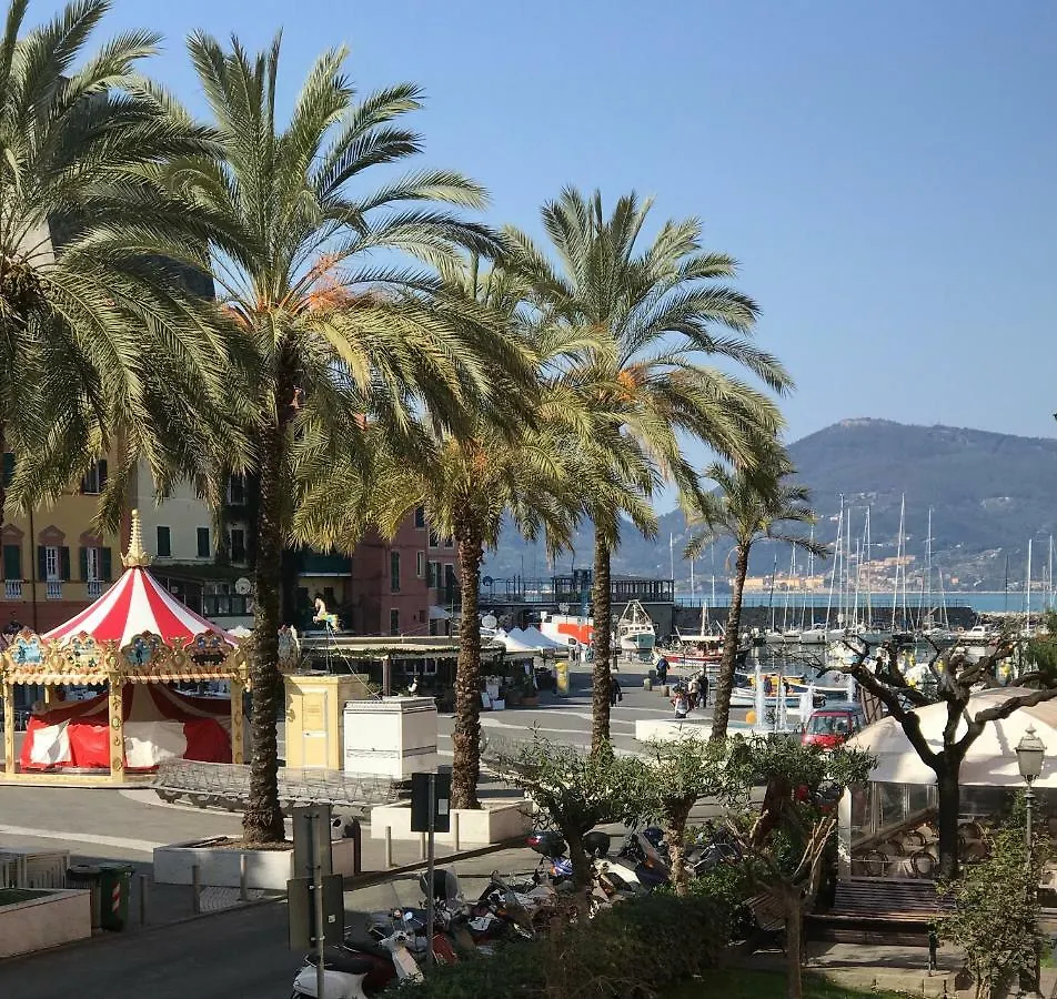 Minisuite Lerici 0*,