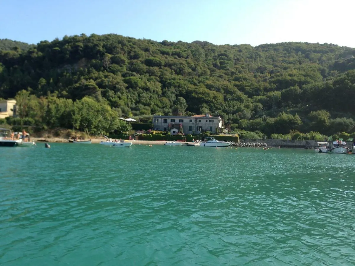 Minisuite Lerici 0*,  Italy