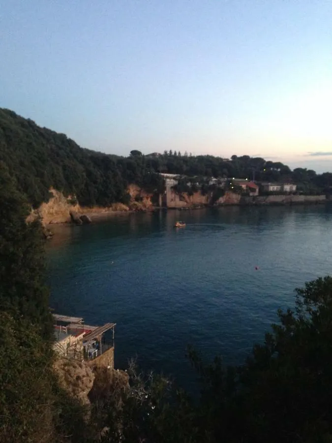 Minisuite Lerici 0*,  Itálie